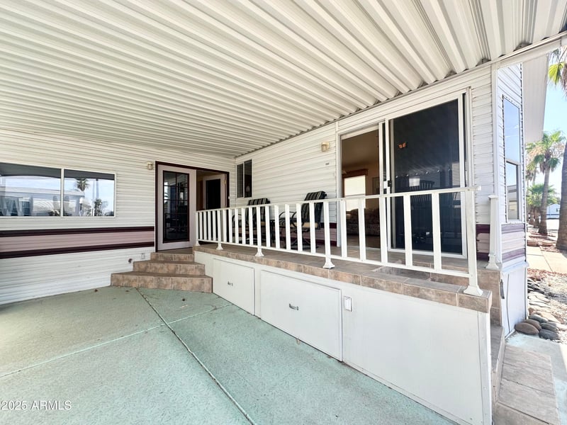 202 Nightdigger Dr, Apache Junction, AZ 85119