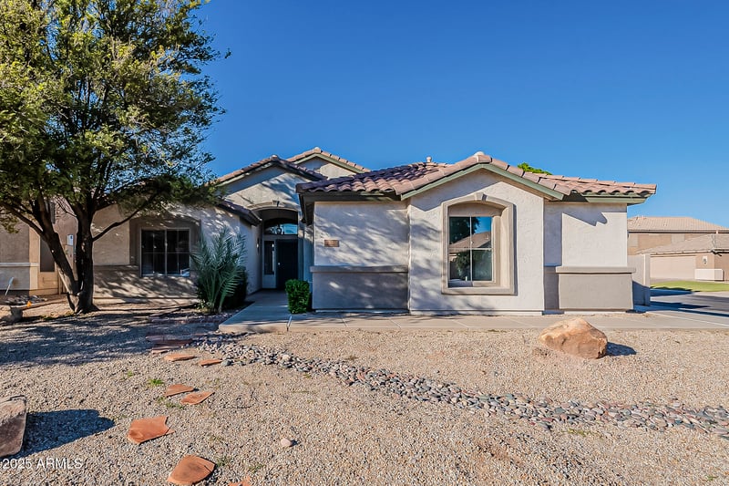 202 Raven Dr, Chandler, AZ 85286