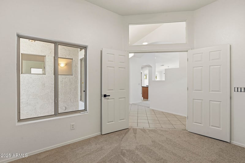 202 Raven Dr, Chandler, AZ 85286
