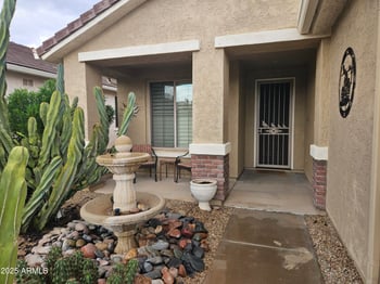 202 Twin Peaks Pw, San Tan Valley, AZ 85143