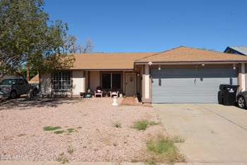 202 W Oraibi Dr, Phoenix, AZ 85027