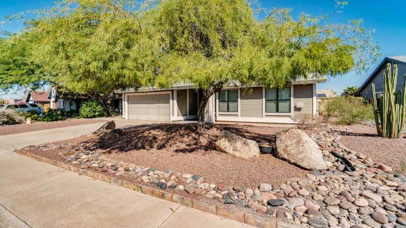 202 W Utopia Rd, Phoenix, AZ 85027