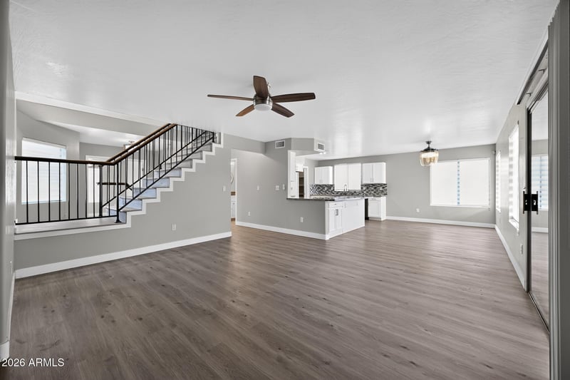 2020 E Behrend Dr, Phoenix, AZ 85024