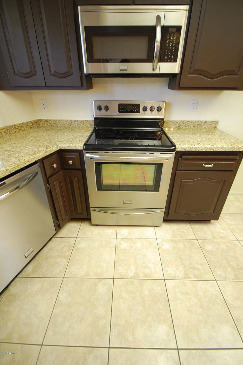 2020 E Gemini Dr, Tempe, AZ 85283