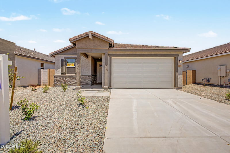 2020 Gordal Dr, San Tan Valley, AZ 85140