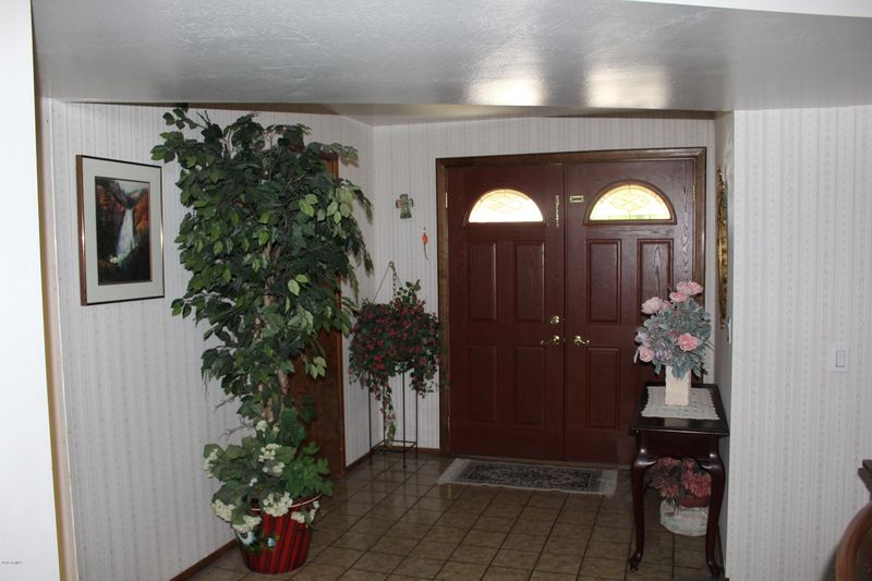 2020 E Orion St, Tempe, AZ 85283