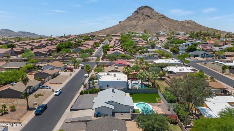 2020 E Vista Dr, Phoenix, AZ 85022