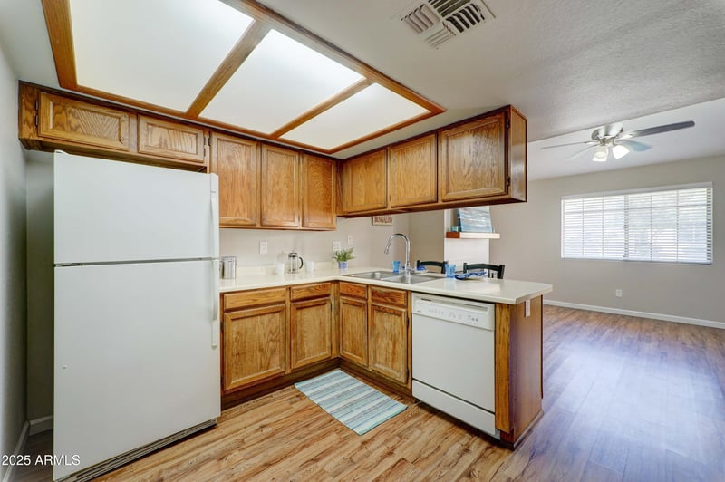 2020 Union Hills Dr #127, Phoenix, AZ 85027