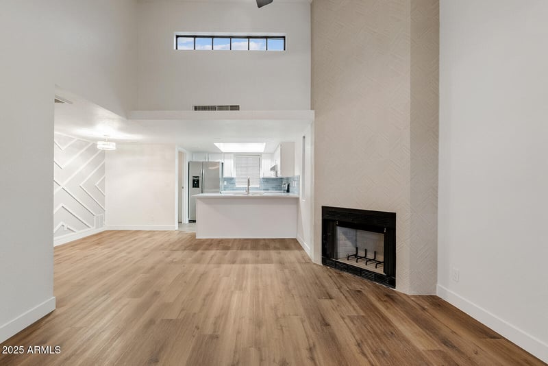 2020 Union Hills Dr #201, Phoenix, AZ 85027