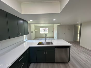 2020 Union Hills Dr #240, Phoenix, AZ 85027