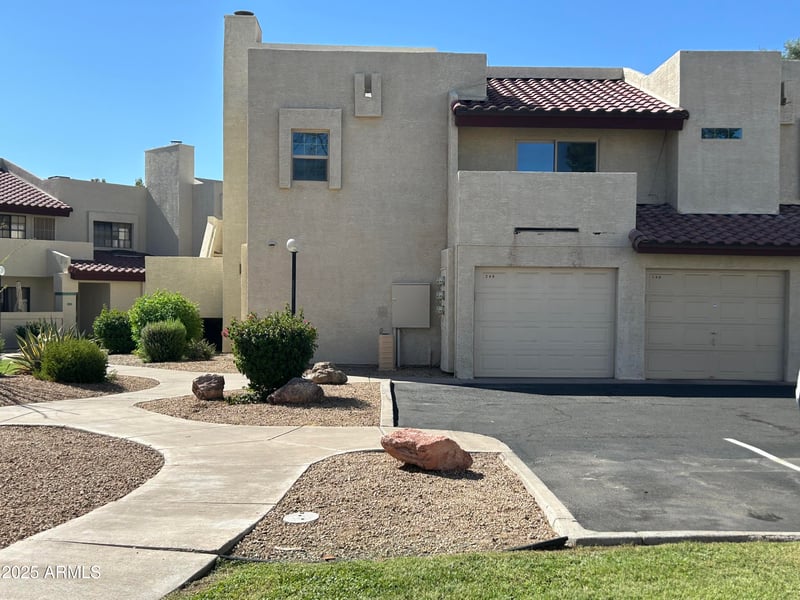 2020 Union Hills Dr #240, Phoenix, AZ 85027