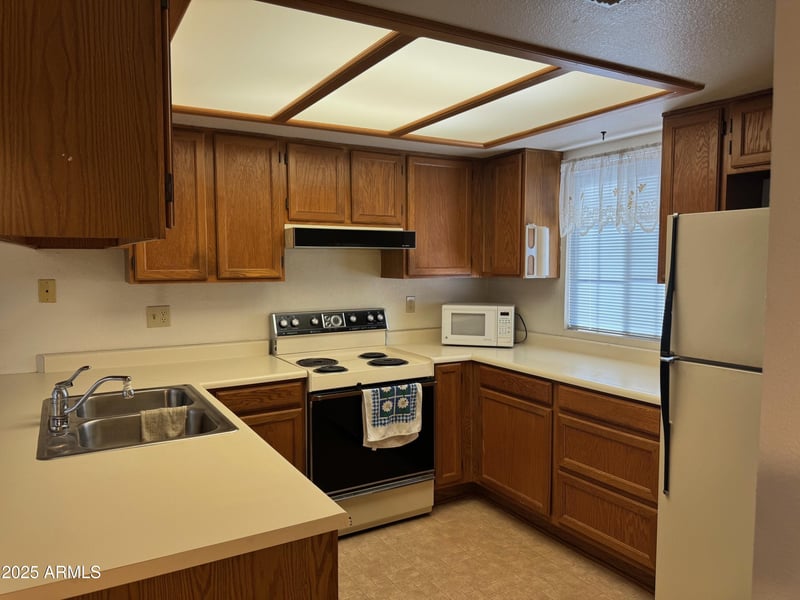 2020 Union Hills Dr #251, Phoenix, AZ 85027