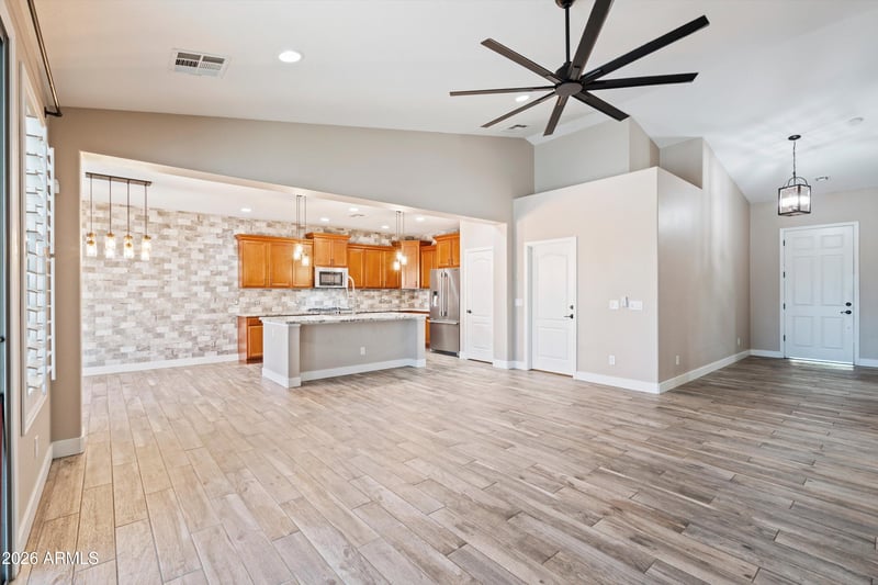 2020 W Bajada Rd, Phoenix, AZ 85085