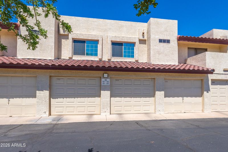 2020 W Union Hills Dr #202, Phoenix, AZ 85027