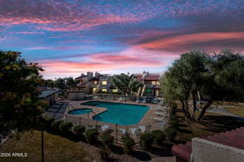 2020 Union Hills Dr #211, Phoenix, AZ 85027