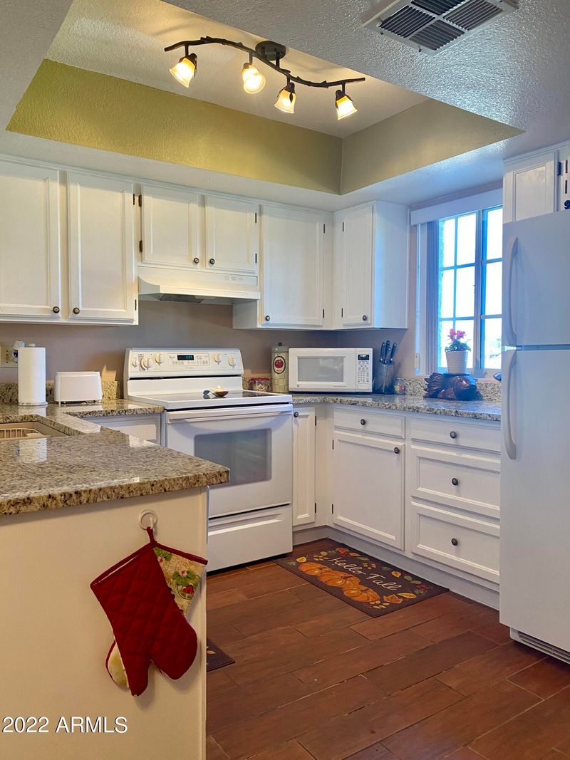 2020 W Union Hills Dr #233, Phoenix, AZ 85027
