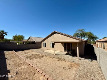 2021 Caldwell St, Phoenix, AZ 85042