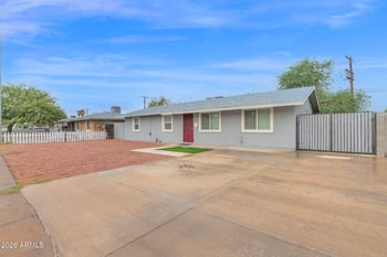 2021 E 10th St, Tempe, AZ 85281