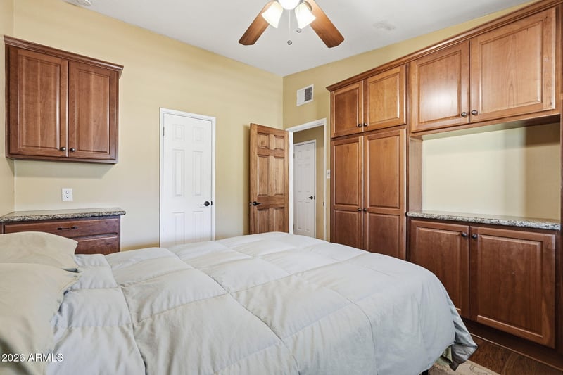 2021 E Howe Ave, Tempe, AZ 85281