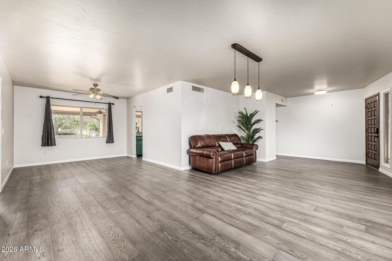 2021 Pegasus Dr, Tempe, AZ 85283
