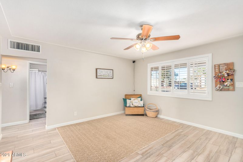 2021 W Orangewood Ave, Phoenix, AZ 85021