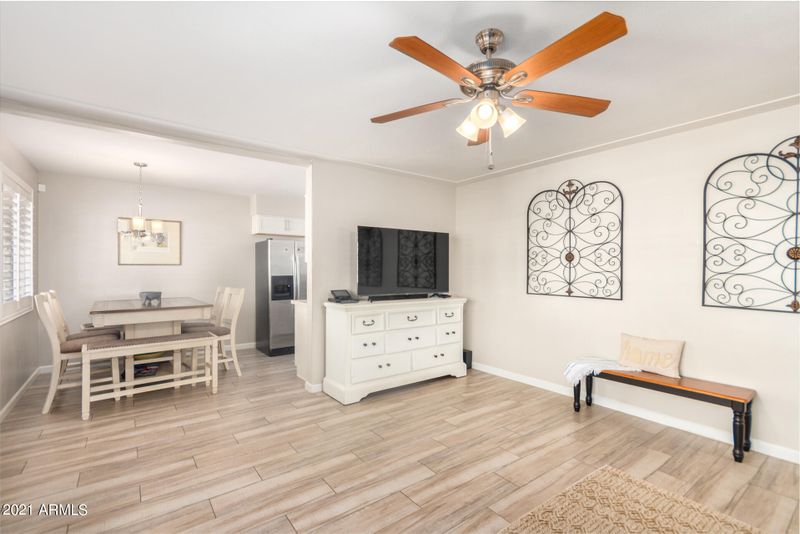 2021 W Orangewood Ave, Phoenix, AZ 85021