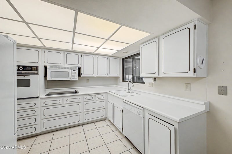 20219 125th Ave, Sun City West, AZ 85375