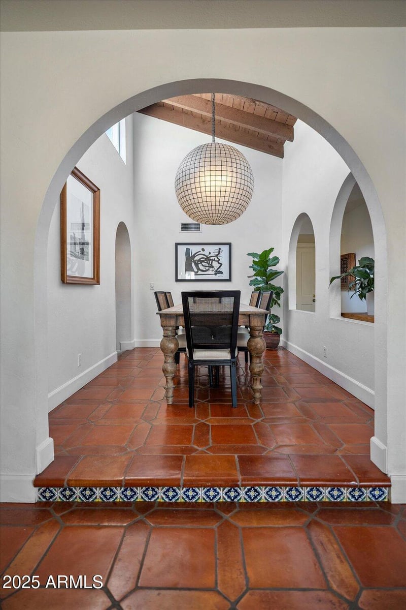 2022 Bishop Dr, Tempe, AZ 85282