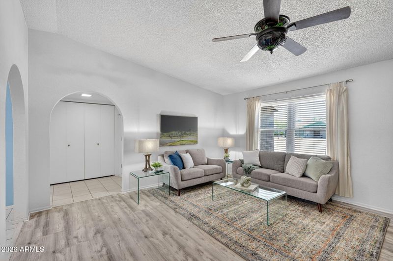 2022 E Frye Rd, Chandler, AZ 85225