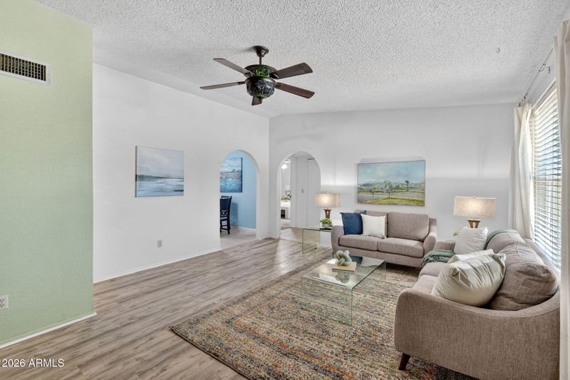 2022 E Frye Rd, Chandler, AZ 85225