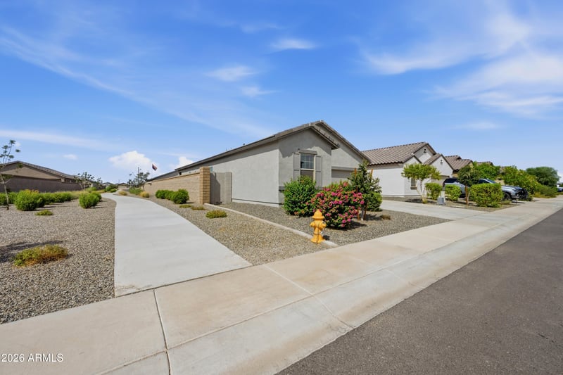 2022 E New Bonnet Ln, San Tan Valley, AZ 85140