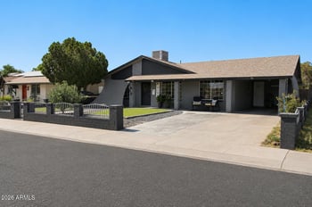 2022 W Aster Dr, Phoenix, AZ 85029
