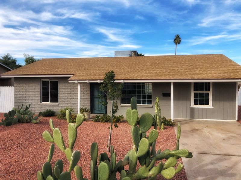 2022 W Corrine Dr, Phoenix, AZ 85029