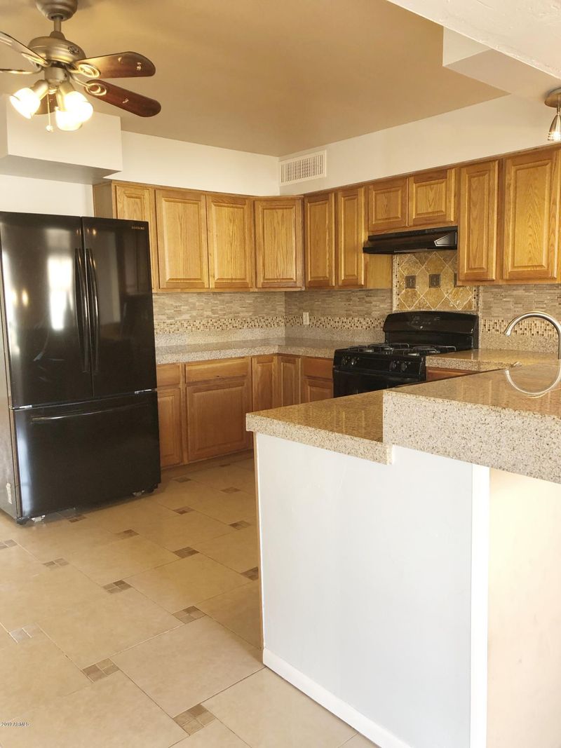2022 W Corrine Dr, Phoenix, AZ 85029