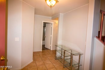 20221 31st St, Phoenix, AZ 85050