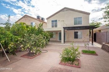 20221 31st St, Phoenix, AZ 85050