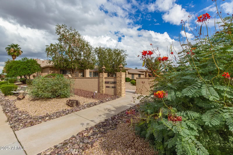 20221 Broken Arrow Dr, Sun City West, AZ 85375