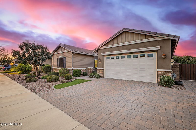 20226 E Raven Dr, Queen Creek, AZ 85142