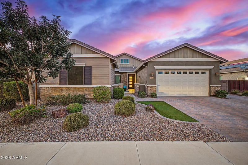 20226 E Raven Dr, Queen Creek, AZ 85142