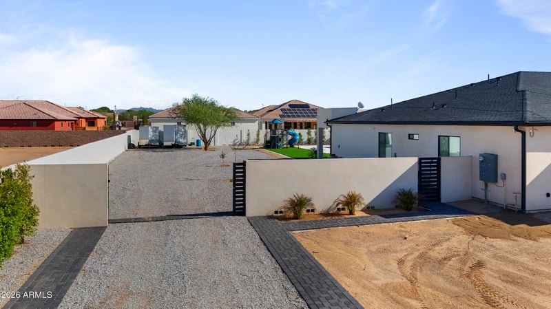 20226 W Madre Del Oro Dr, Wittmann, AZ 85361