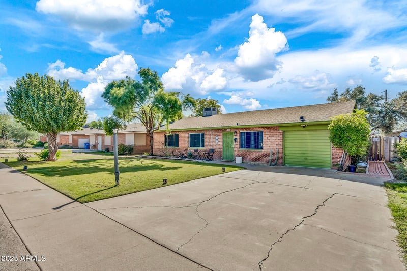 2023 Hubbell St, Phoenix, AZ 85006