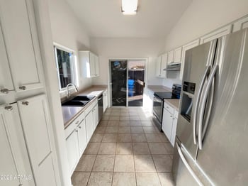 2023 Wagoner Rd, Phoenix, AZ 85022