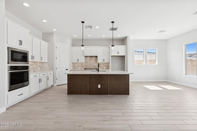 20233 San Miguel Ave, Litchfield Park, AZ 85340