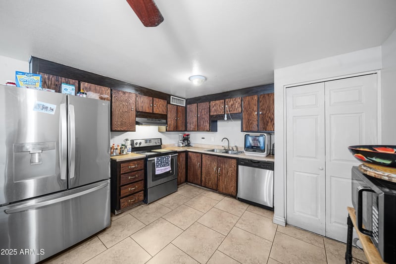 2024 64th Ln, Phoenix, AZ 85035