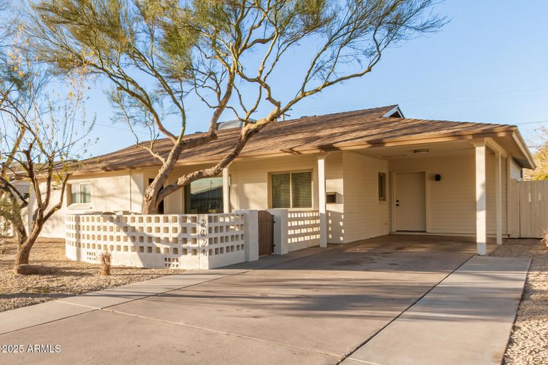 2024 E Whitton Ave, Phoenix, AZ 85016