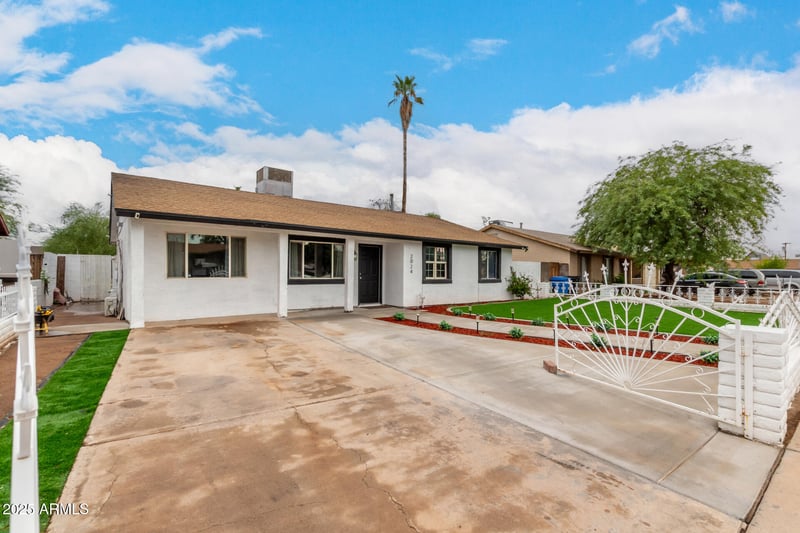 2024 Roeser Rd, Phoenix, AZ 85041
