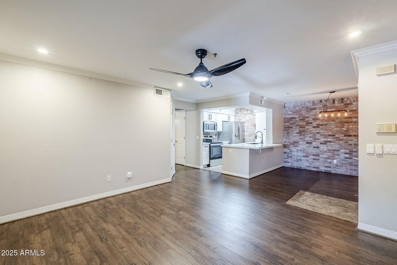 2025 Campbell Ave #143, Phoenix, AZ 85016