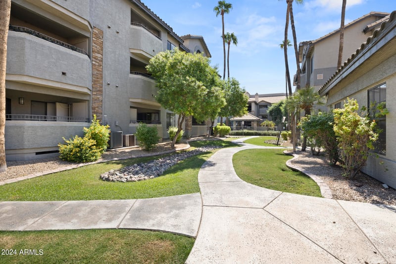 2025 Campbell Ave #260, Phoenix, AZ 85016