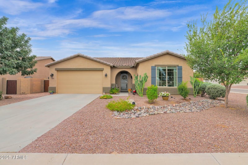 2025 Desert Spring Way, San Tan Valley, AZ 85144