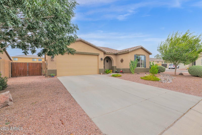 2025 Desert Spring Way, San Tan Valley, AZ 85144